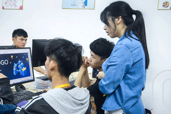 �Ͼ�������ѵ����-�����ļҺ�