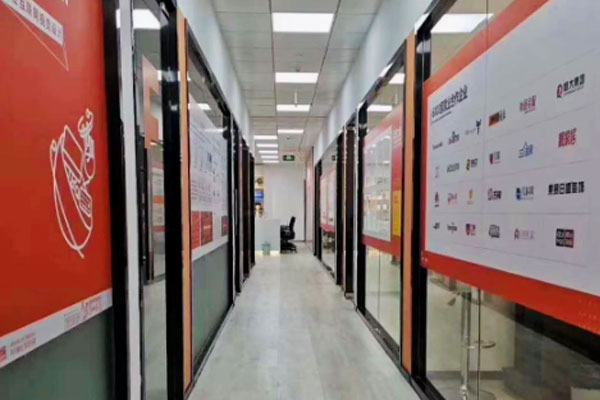 ʯ��ׯ������ѵ����-�����ļҺ�