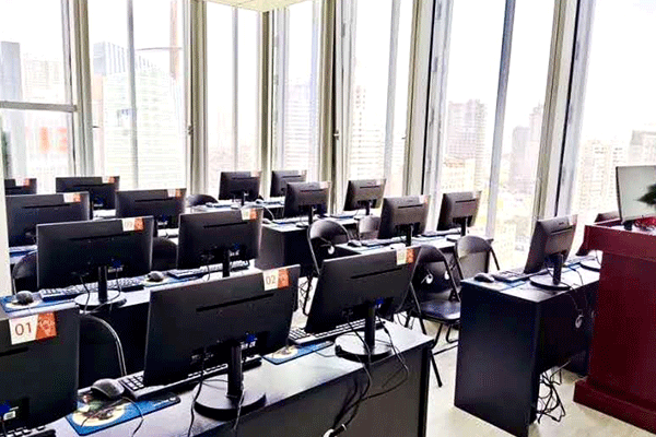 ����������ѵ����-�����ļҺ�