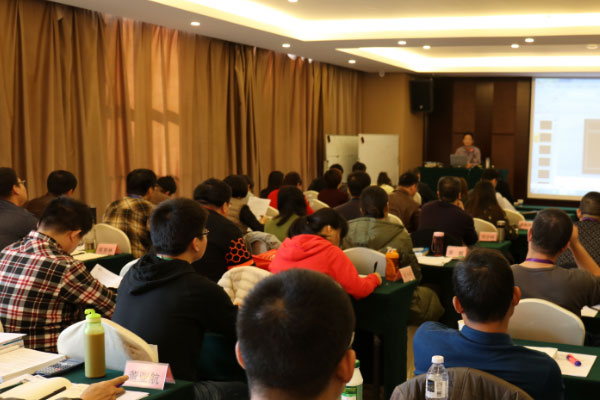 ���ݶ�����������ʦ��ѵ����-�γ̼۸�