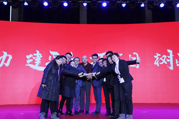 ���ݶ�����������ʦ��ѵ����-�γ̼۸�