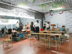 ��ݸ��ױ��ѵѧУ��ѯ/