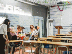 ��ݸ��ױ��ѵѧУ�ĸ���/