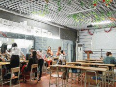 ��ݸ��ױѧУѧ��һ�����Ǯ/