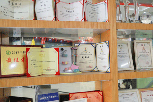 佛山化妆师的专业培训学校