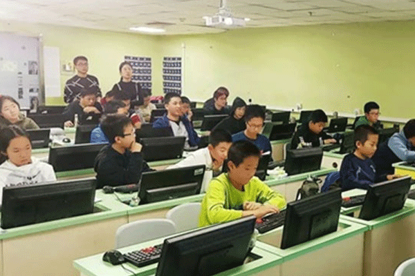 南京浦口区机器人编程哪家好-学费一年多少钱