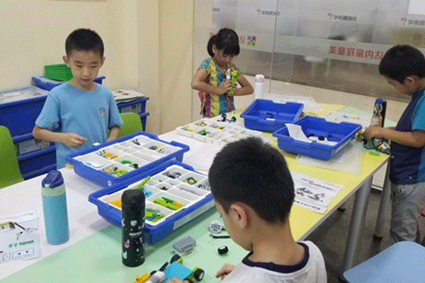 保定莲池区机器人编程哪家好-学费一年多少钱