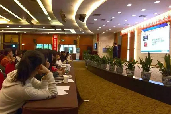学会计大概多少钱要学多久