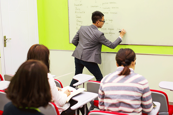 �人��ͯӢ����ѵ��-��Ƶ���ڿγ�-�۸����