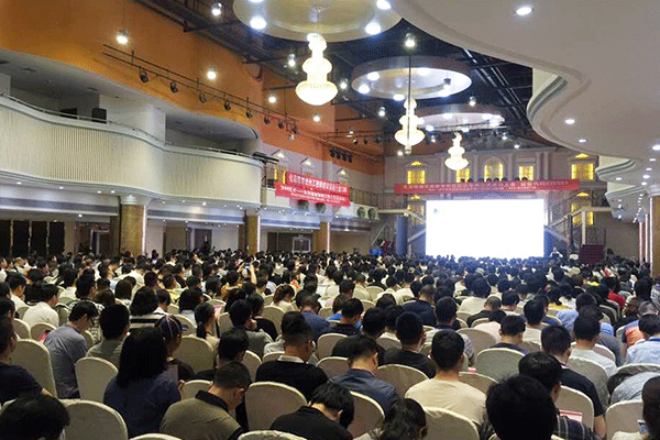 ʯ��ׯ���˸߿���ǰ��ѵ���ĸ���_ѧ�Ѽ۸����Ǯ