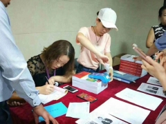 ���˳��˸߿���ǰ��ѵ���ĸ���_ѧ�Ѽ۸����Ǯ/