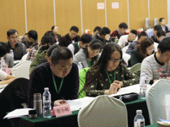 ������˸߿���ǰ��ѵ���ĸ���_ѧ�Ѽ۸����Ǯ/