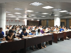 ������˸߿���ǰ��ѵ���ĸ���_ѧ�Ѽ۸����Ǯ/