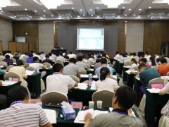 �������˸߿���ǰ��ѵ���ĸ���_ѧ�Ѽ۸����Ǯ/