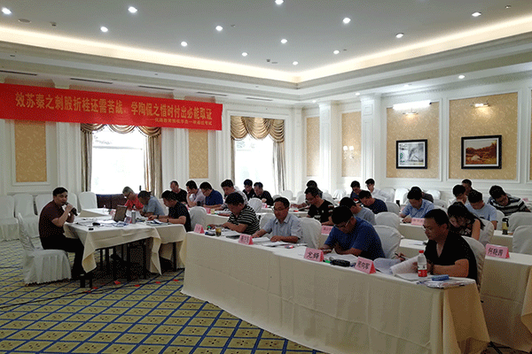 �������˸߿���ǰ��ѵ���ĸ���_ѧ�Ѽ۸����Ǯ