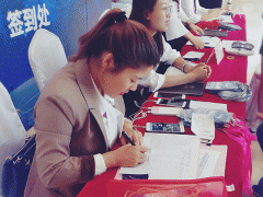 �ϳ���˸߿���ǰ��ѵ���ĸ���_ѧ�Ѽ۸����Ǯ/