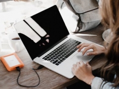 �ߺ�˰��ʦ��ѵ����_�����ĸ���/