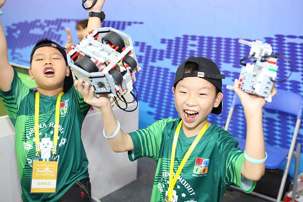 孩子学编程有用吗_学多久_最佳年龄-南宁童程童美