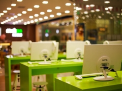 ��������Ӣ���У����ַ���绰/