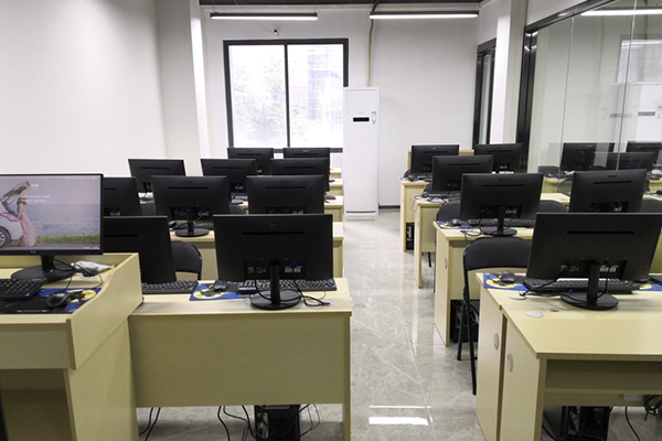 �人������������ѵ���Ƽ�_ѧ�Ѷ���Ǯ