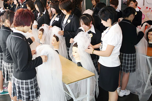 哈尔滨美容美发培训学校