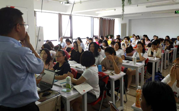 ��ɽѧ����ĸ�ѧУ��