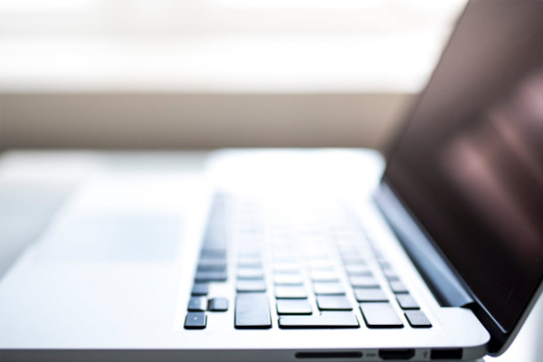 ���Ƹ���ҵ�Ϲ�ʦ��ѵ����_���׵�����Щ