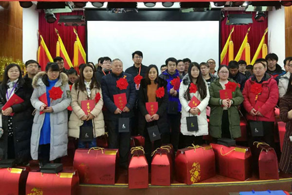 ������ҵ�Ϲ�ʦ��ѵ����_���׵�����Щ