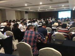 ����һ�����Ը�������_��ѵ��۸�/