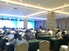 ����һ�����Ը�������_��ѵ��۸�/