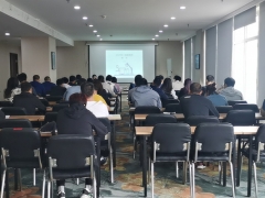 �麣һ�����Ը�������_��ѵ��۸�/