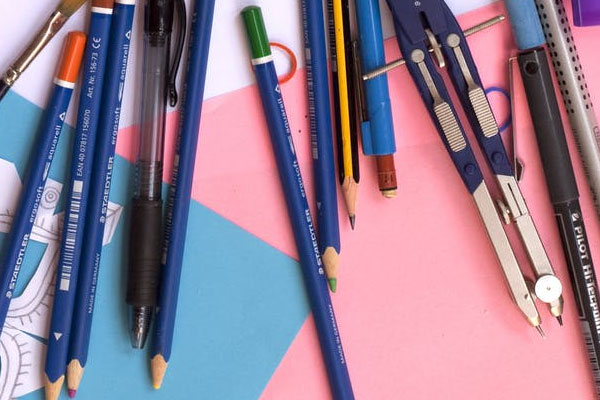 ̩���о��������ѯ     