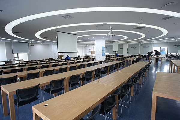 ʯ��ׯ���������ѵѧУ_�����ĸ���      