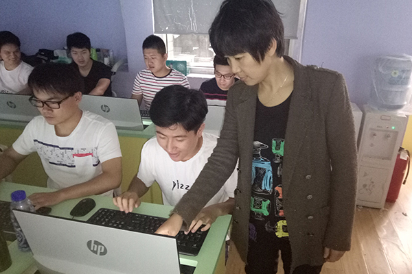 �������������ѵѧУ_�����ĸ���