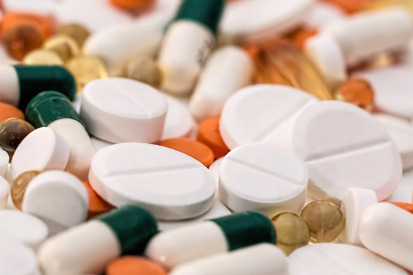 �Ͳ�ִҵ��ҩʦ��ѵ����_�ṩ��������γ�