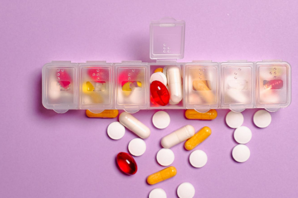 ����ִҵ��ҩʦ��ѵ����_�ṩ��������γ�