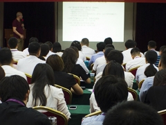 ����ִҵ��ҩʦ��ѵ����_�ṩ��������γ�/