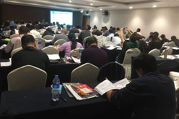 ¦��ִҵ��ҩʦ��ѵ����_�ṩ��������γ�