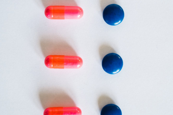 ¤��ִҵ��ҩʦ��ѵ����_�ṩ��������γ�