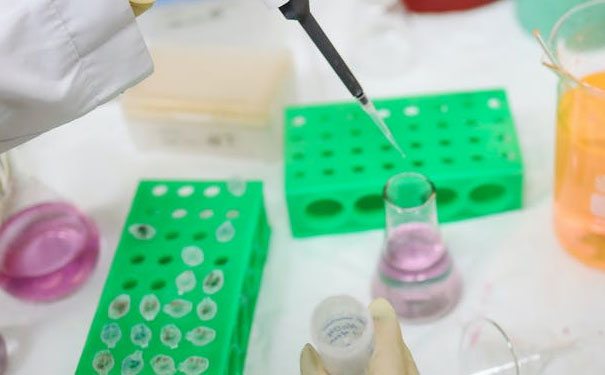 ���ʿ��и�����ѵ���ĸ���_�շѼ۸����Ǯ-�����Ƽ�