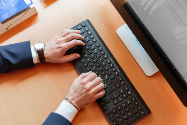 �����첼��������и������ĸ���_��������Ǯ