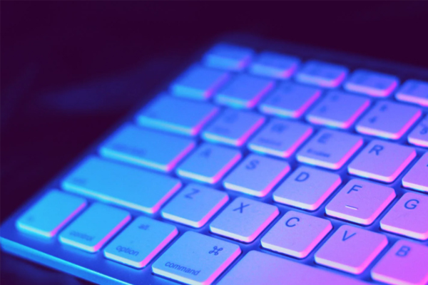 ��Ȫ��Ṥ��ʦ��ѵ�����ĸ���_��ô����