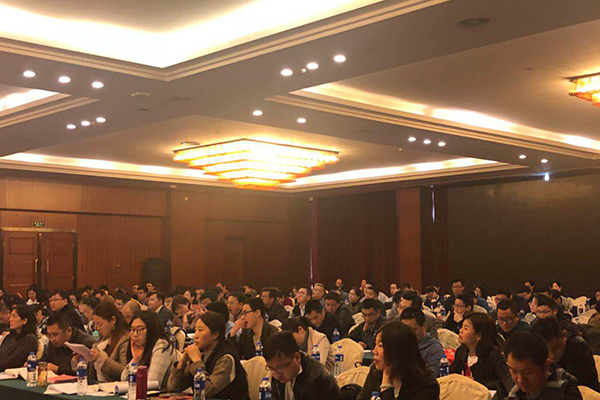 ������Ṥ��ʦ��ѵ�����ĸ���_��ô����