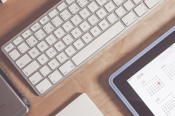 ������Ṥ��ʦ��ѵ�����ĸ���_��ô����