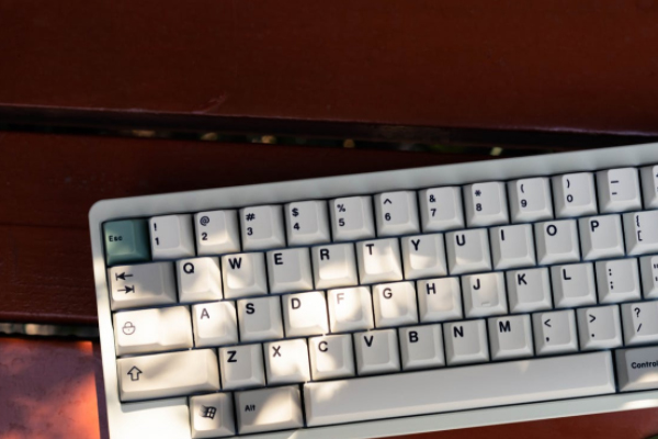 ������Ṥ��ʦ��ѵ�����ĸ���_��ô����