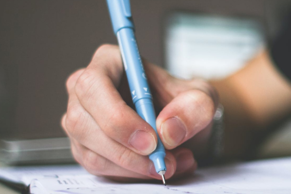 ������Ṥ��ʦ��ѵ�����ĸ���_��ô����