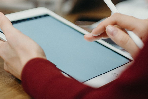 ������Ṥ��ʦ��ѵ�����ĸ���_��ô����