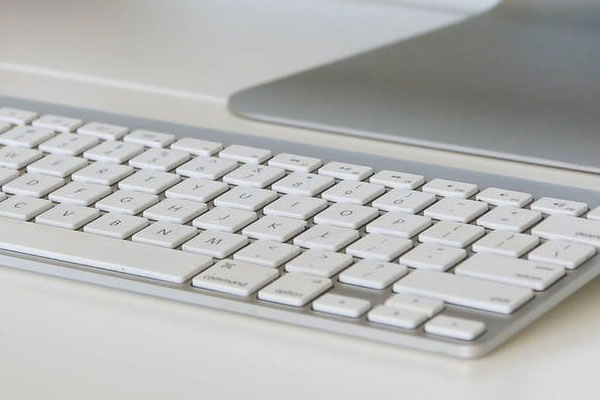 ������Ṥ��ʦ��ѵ�����ĸ���_��ô����