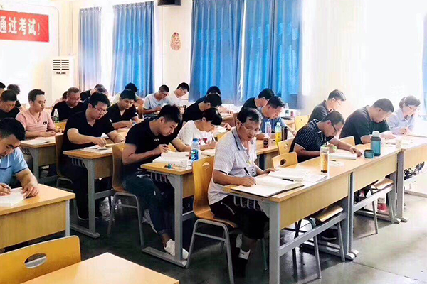 杭州二建考试培训机构哪个好_报价多少钱