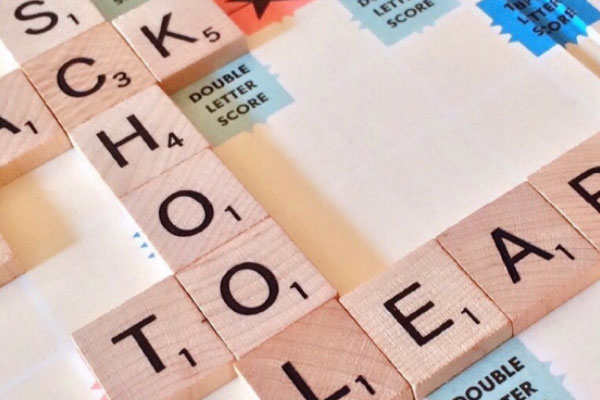 ���ڳ���Ӣ����ѵ����ǮҪѧ���